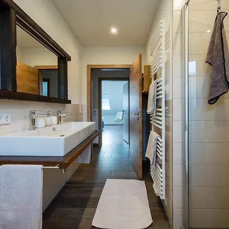 公寓 Wiedergruen *